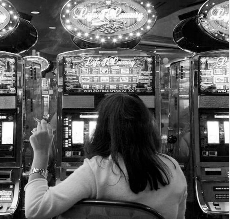 Apostadores de bingos y casinos: vínculos con el juego y la construcción de sentido en tiempos de aislamiento