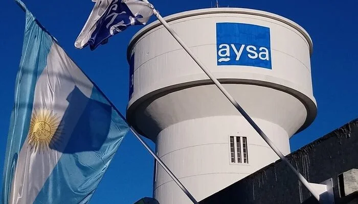 Privatizar el agua: volver al pasado, ignorar los derechos